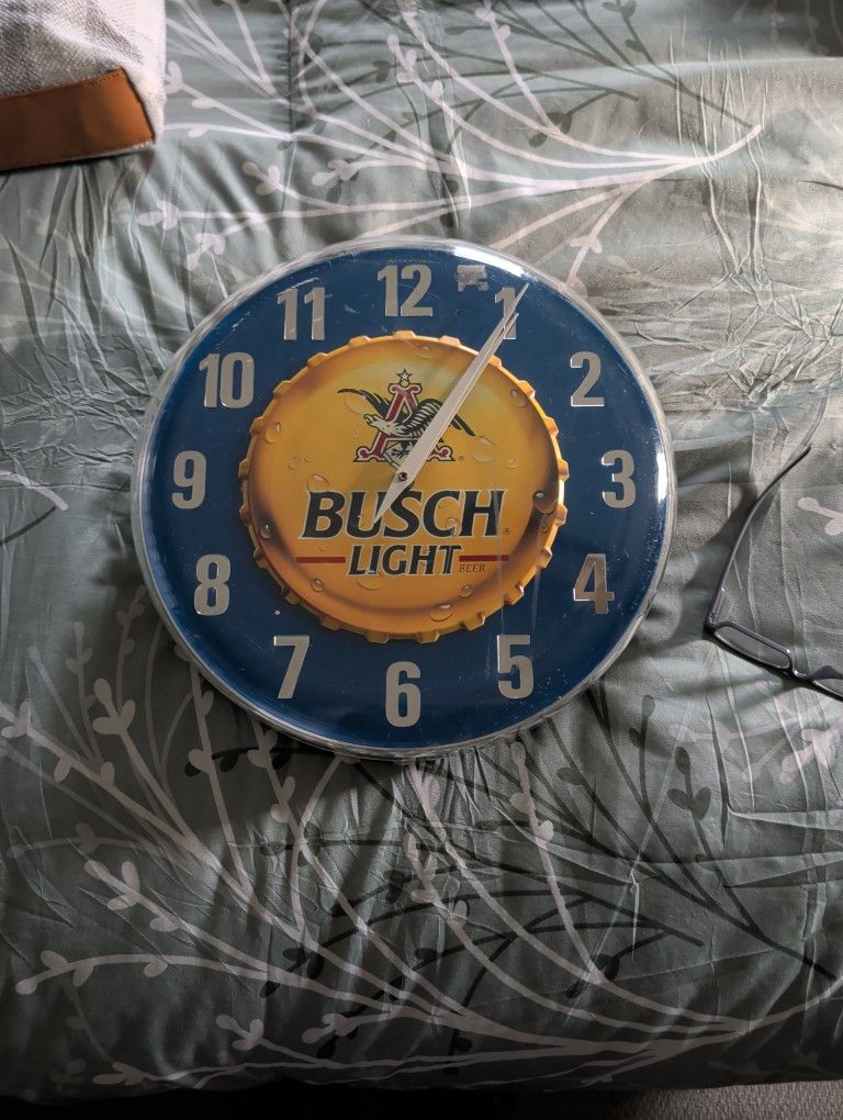 Bush Beer Novelty Clock
