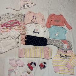 Baby Girls clothing (0-3months) 26 pieces