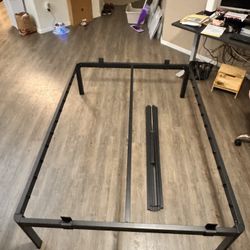 Bedframe, Full-Size