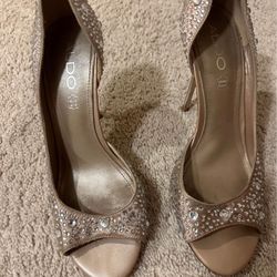 Aldo Champagne Color Heels 