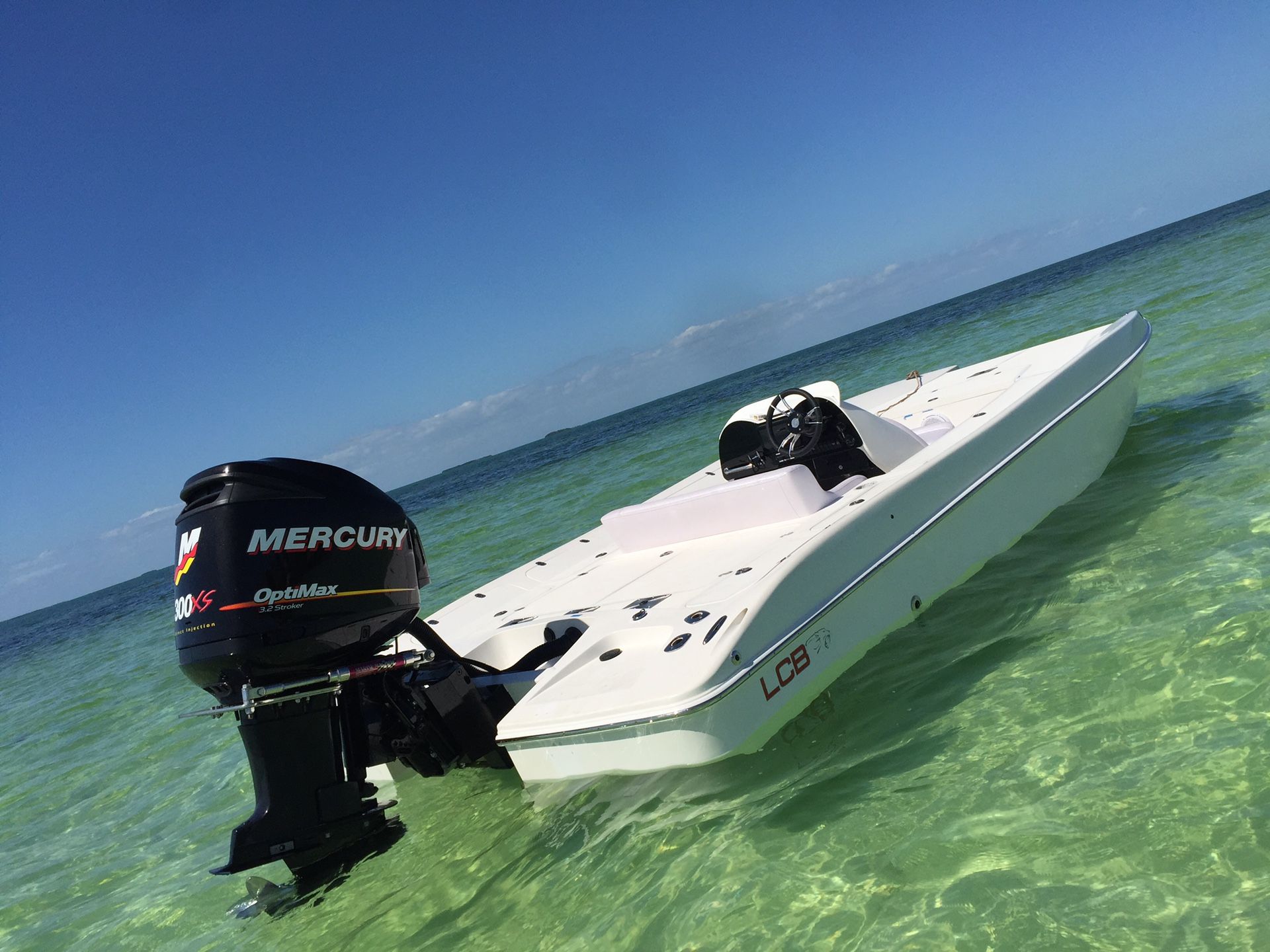 2006/2019 LCB fast cat flats boat mercury 300xs