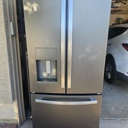 GE Refrigerator 