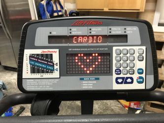 Life fitness 2024 9500hr recumbent bike