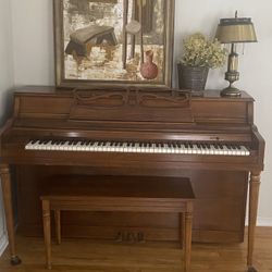 Kohler & Campbell Walnut Console Piano – Beautiful & Ready for Music!