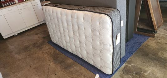 Sealy Mattress, Boxsprings and Frames