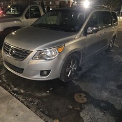 2009 Volkswagen Routan