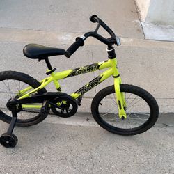 Huffy Rock It 18B Boys Bike- A great 1st Bike
