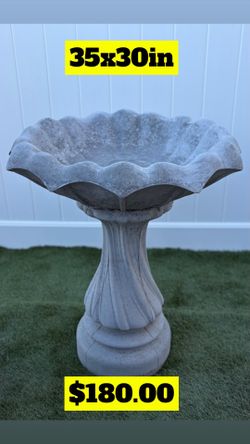 Concrete Birdbath