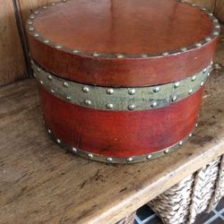 Vintage Decor Leather look Storage Box 14”