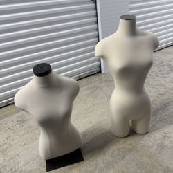 2 Mannequins 