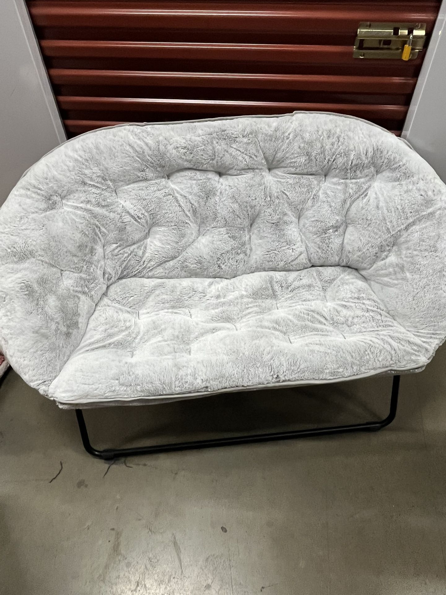 Love Bench Type Seat