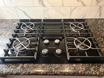 Stovetop Cooktop 30” gas black glass top KitchenAid