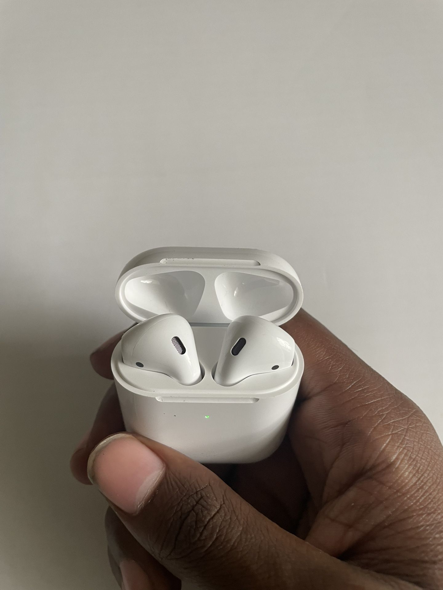 AirPods