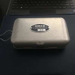 UMCO P-9 Vintage Tackle box Excellent Shape