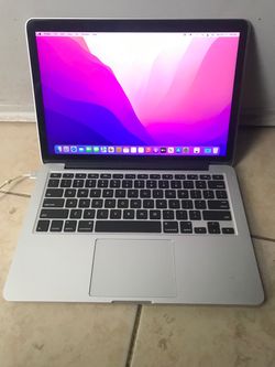 13” MacBook Pro 2015 Retina i5 processor 128gb SSD 8gb Ram bad battery working with charger only