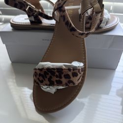 New Leopard Sandal