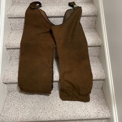 Cabaela’s Briar-proof Chaps - Size medium