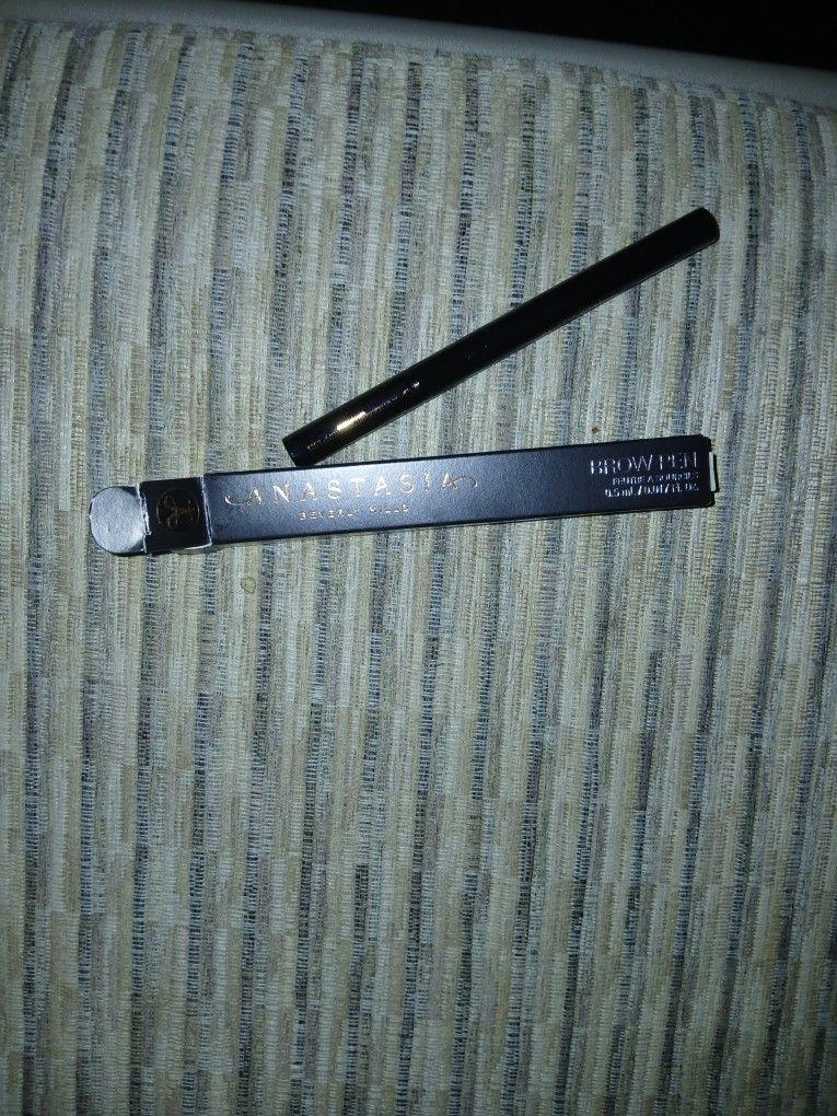 Anastasia Eye Pen