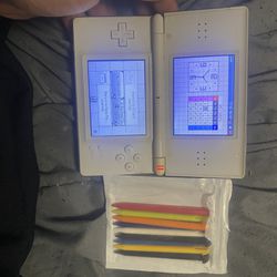 Ds For Sale With stylish pens No Charger 