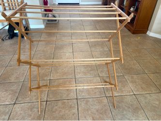 Free-Standing Clothes Drying Rack