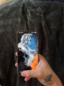 Samsung s22 plus 5G (FULLY UNLOCKED)