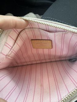 Woman’s  Clutch 