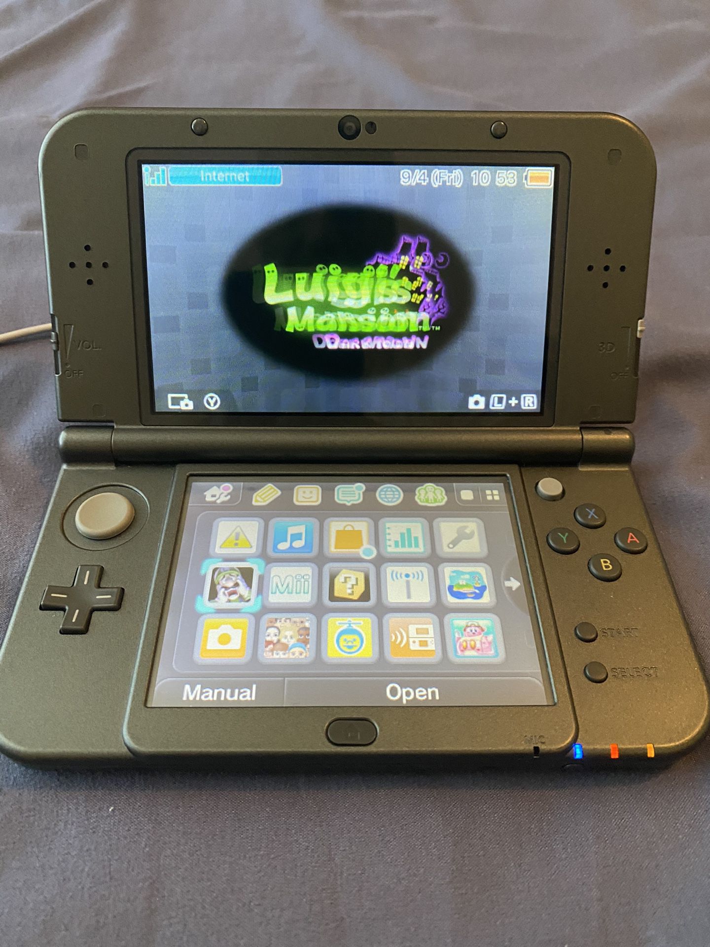 New Nintendo 3DS XL with Luigi’s Mansion Dark Moon
