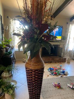 Floral arrangement 8 ft tall!!
