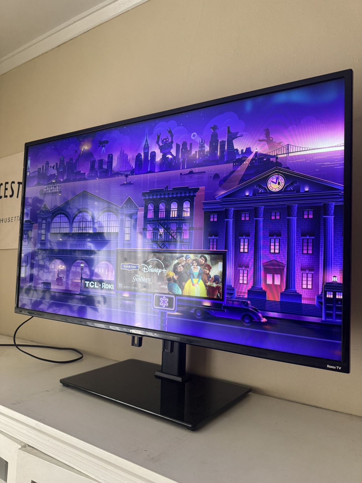 36” TCL ROKU