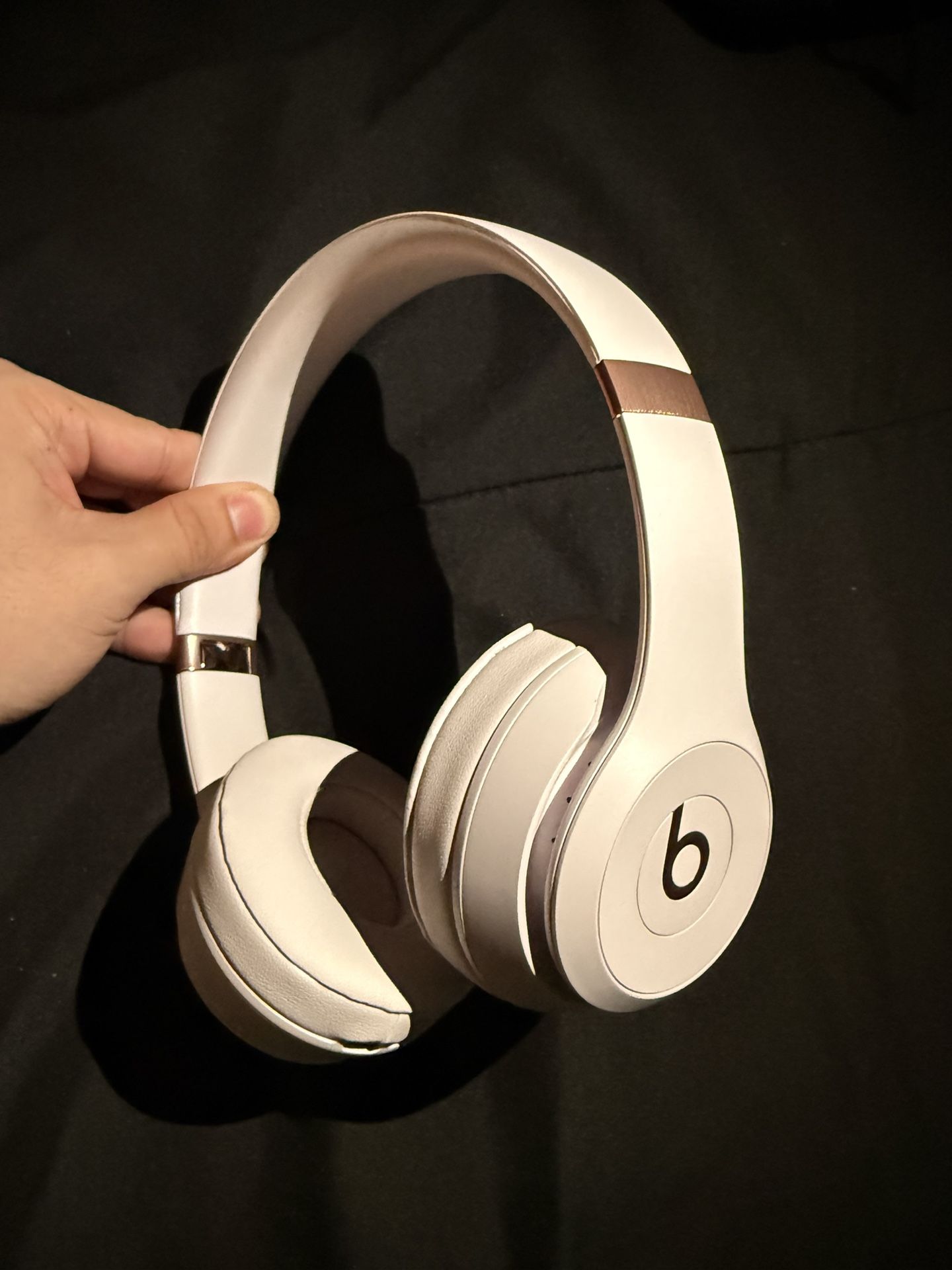 Beats Solo 4 