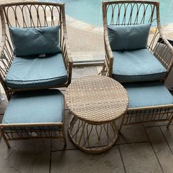 Patio Furniture (5 Piece)