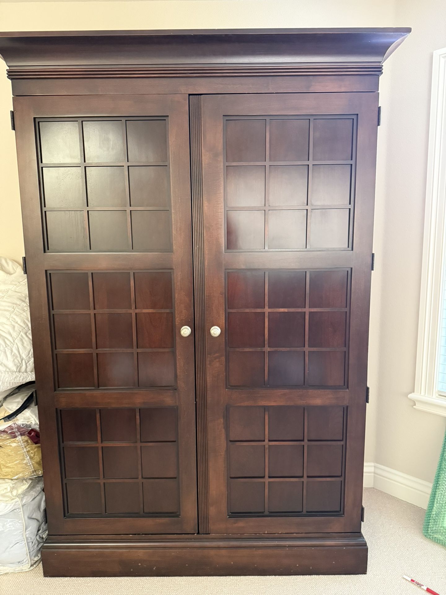 Armoire