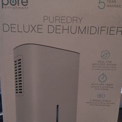 Pure dry Deluxe Dehumidifier 