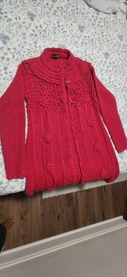 Ladies woolen sweater