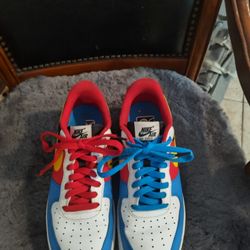 Men's 8.5 Nike Air Force Uno Edition