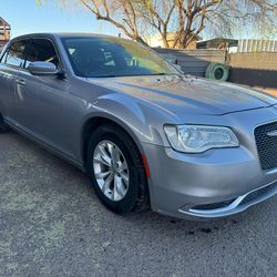 2016 Chrysler 300