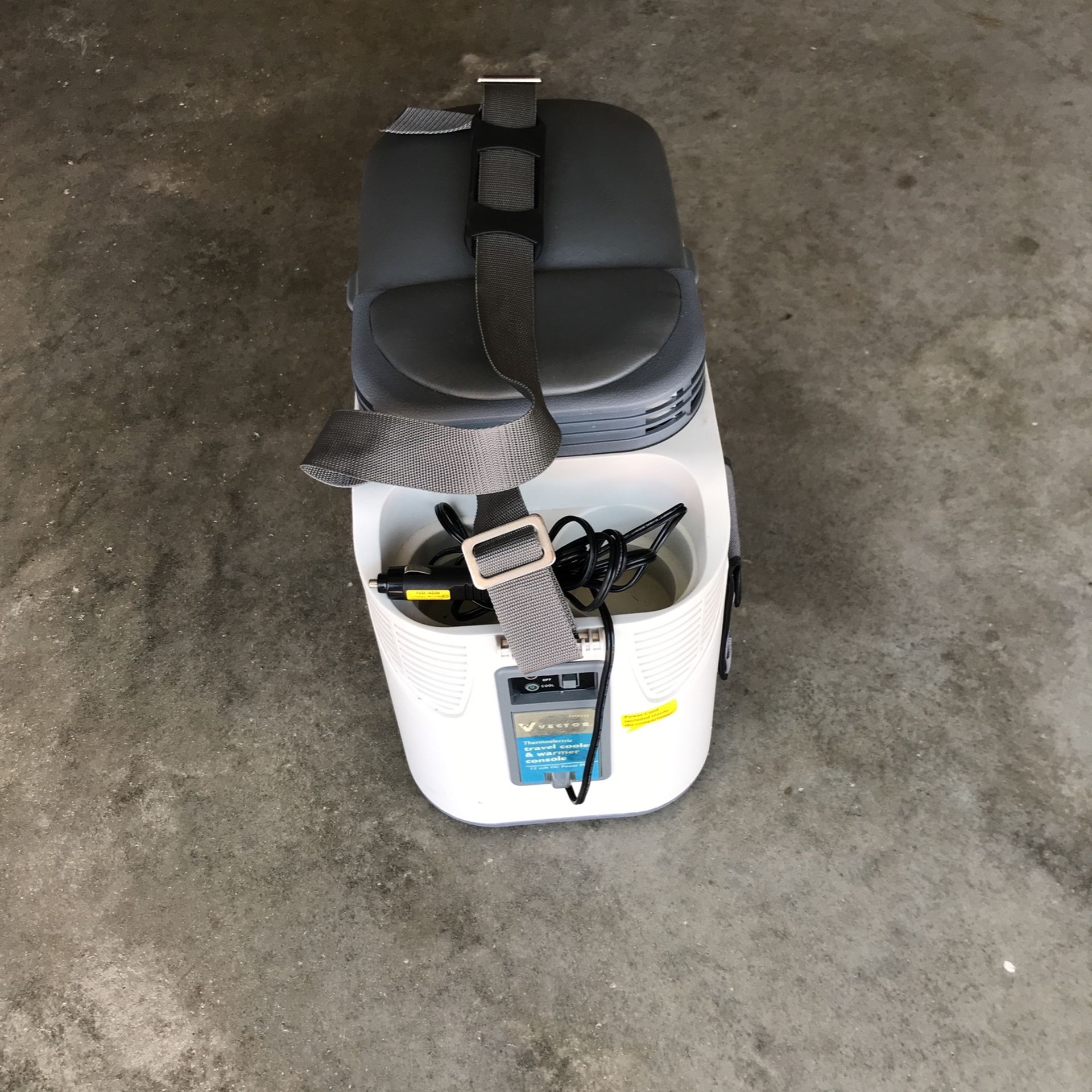 Travel Cooler And Warmer