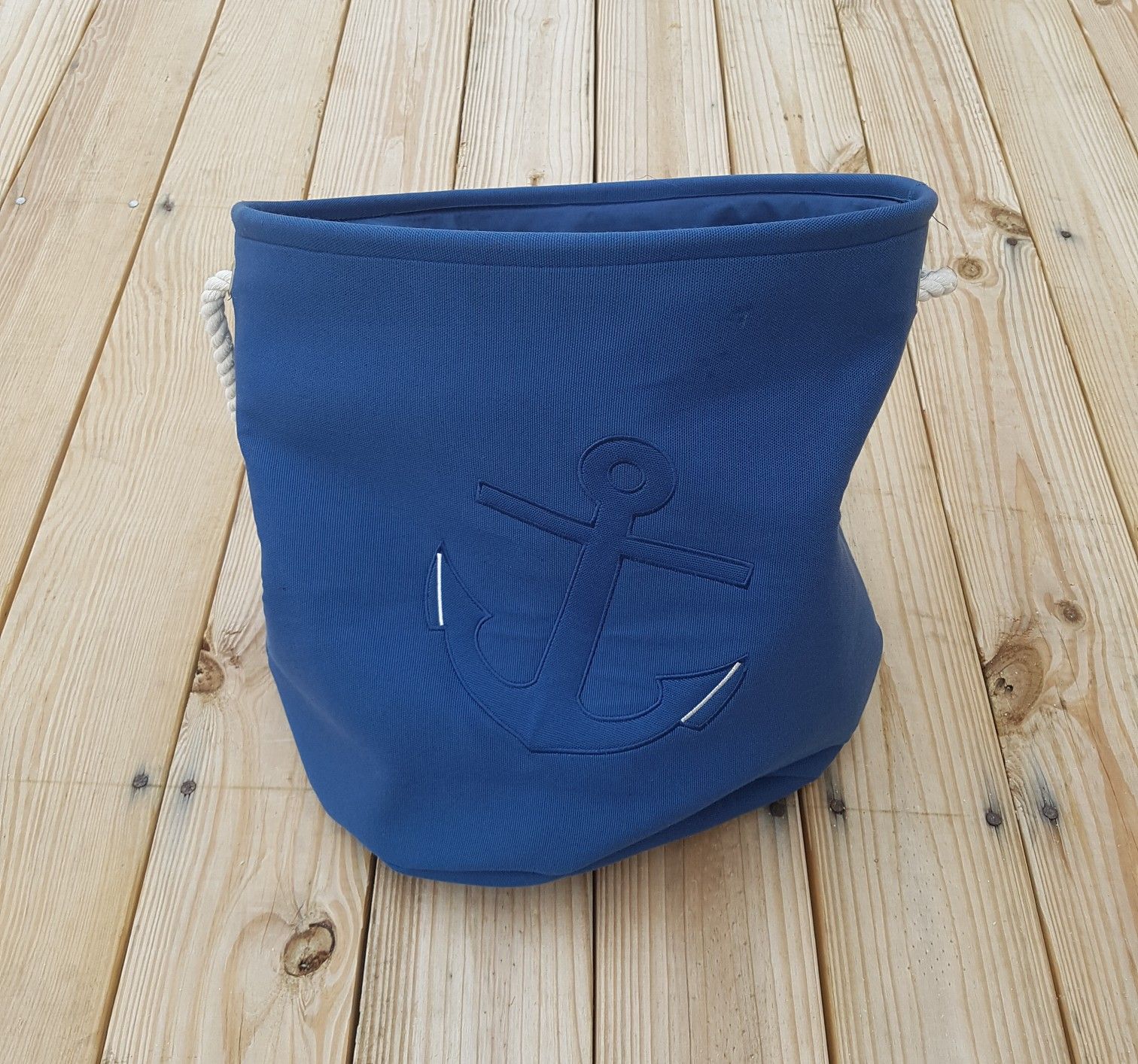 Anchor Folding Basket