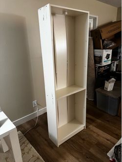 Free Bookshelf