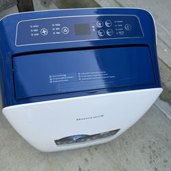 Honeywell 14,000BTU Portable Air Conditioner