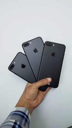 Apple iPhone 7+ 128GB / 32GB