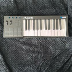 Alesis V25 Midi Controller/Keyboard