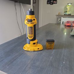 DeWalt DC550B