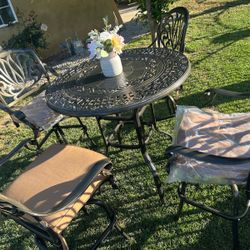 Brand New Patio Outdoor Dining Table Set 