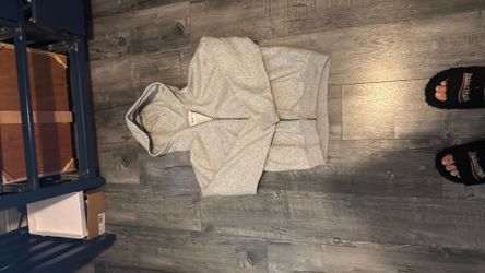 Hollister Cropped Sweater