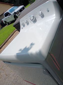 GE Large Capacity Electric Dryer