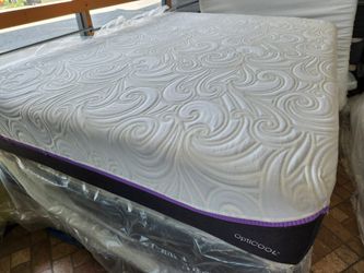 Mattress and box spring queen size