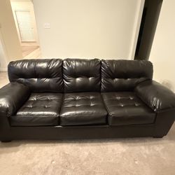 Dark Brown Leather Sofa – Excellent Condition