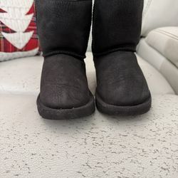 UGG Boots Size 8,waterproof,toddler.