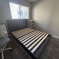 Queen Bedframe
